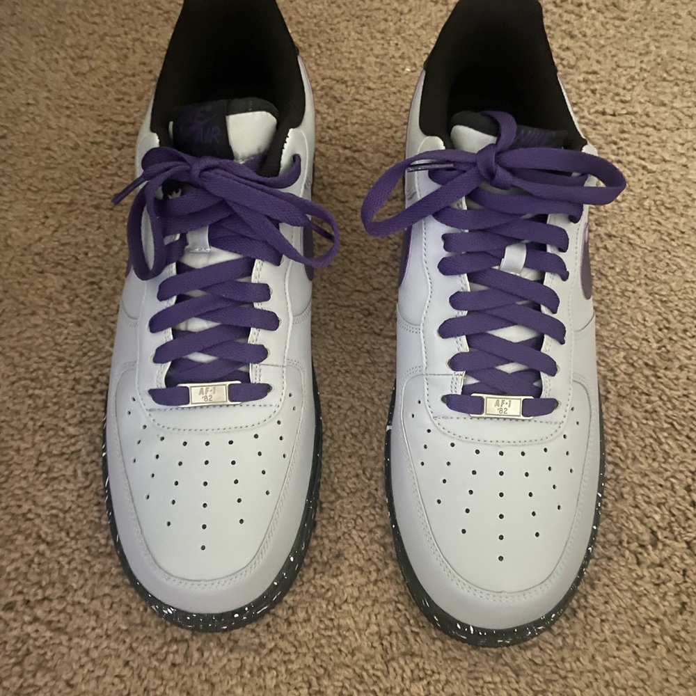 Nike White and Purple Low-Top Sneakers with Perforated Design